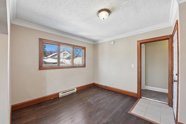 1237 5th Street E, Saint Paul, MN 55106