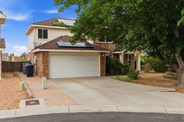 8143 Oakdale Place NW, Albuquerque, NM 87120