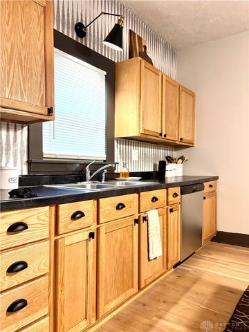 136 Dover Street, Dayton, OH 45410