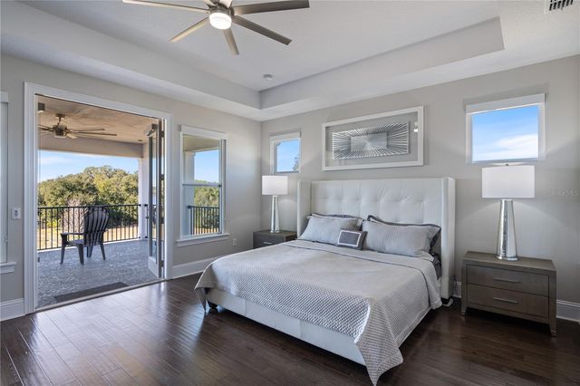 17052 SECRET HOLLOW LOOP, Clermont, FL 34711