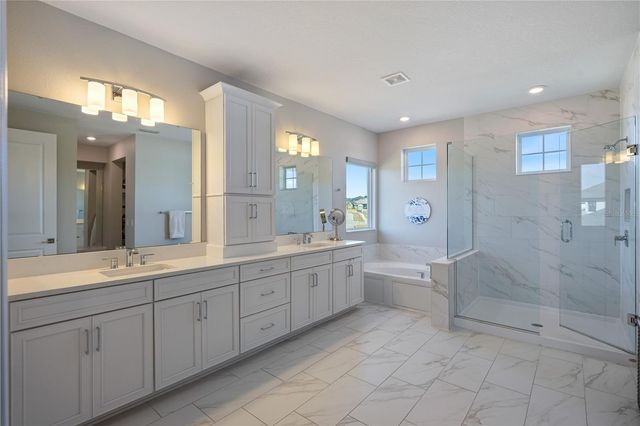 17052 SECRET HOLLOW LOOP, Clermont, FL 34711