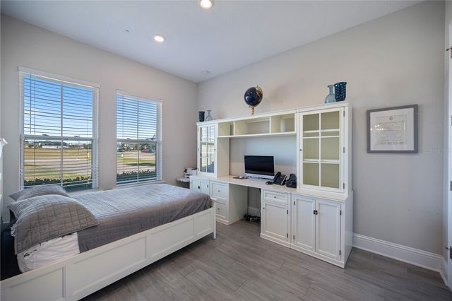 17052 SECRET HOLLOW LOOP, Clermont, FL 34711