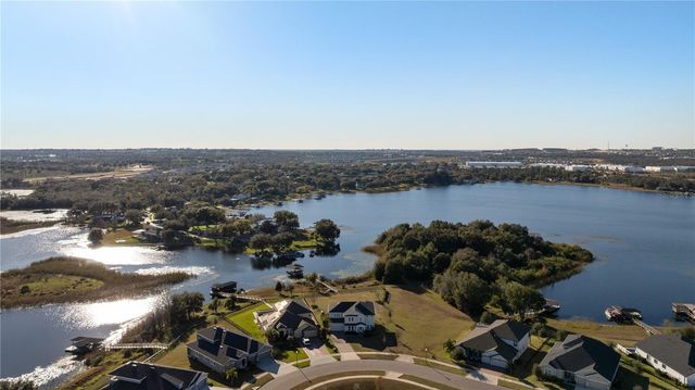 17052 SECRET HOLLOW LOOP, Clermont, FL 34711