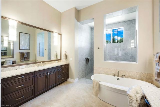 6259 Lightbourn WAY, Naples, FL 34113