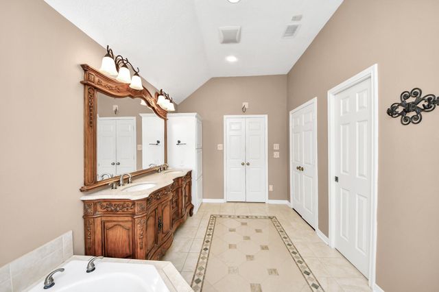 731 Avery Drive, Sugar Land, TX 77479