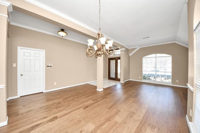731 Avery Drive, Sugar Land, TX 77479