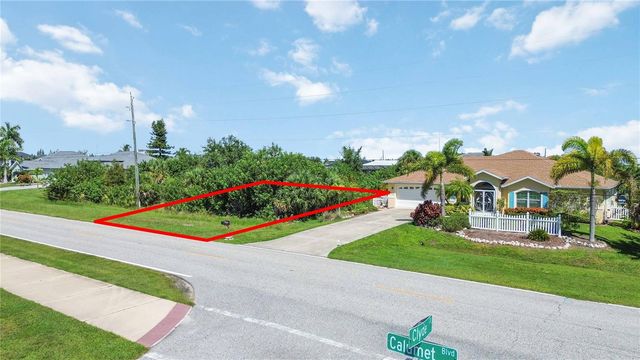 8633 CALUMET BOULEVARD, Port Charlotte, FL 33981
