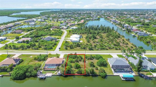 8633 CALUMET BOULEVARD, Port Charlotte, FL 33981