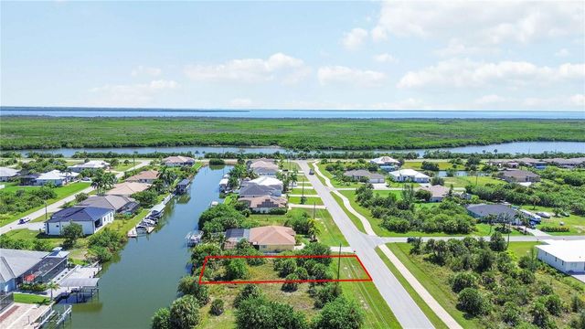 8633 CALUMET BOULEVARD, Port Charlotte, FL 33981