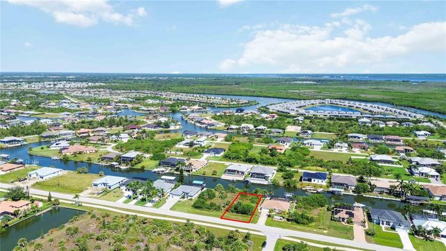 8633 CALUMET BOULEVARD, Port Charlotte, FL 33981