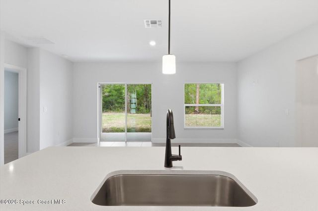 8760 N Vince Drive, Dunnellon, FL 34434