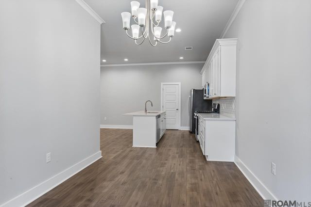 9562 Creekview Dr, Baton Rouge, LA 70836