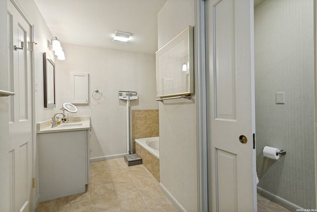4001 N New Braunfels Ave Apt 404, San Antonio, TX 78209