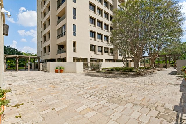 4001 N New Braunfels Ave Apt 404, San Antonio, TX 78209