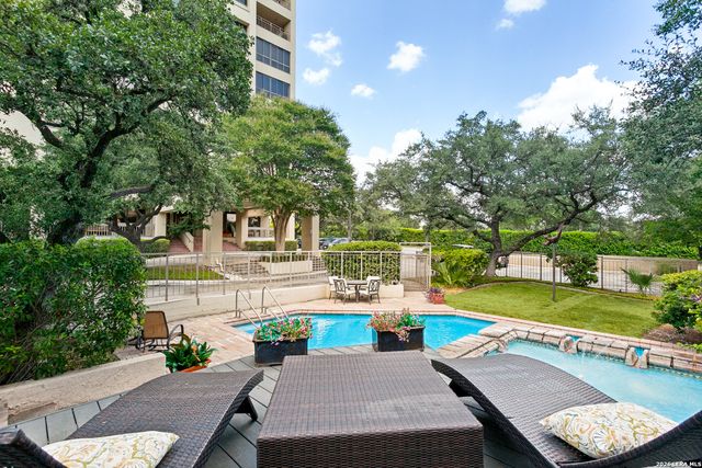 4001 N New Braunfels Ave Apt 404, San Antonio, TX 78209