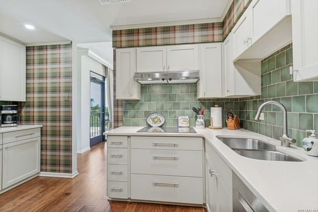 4001 N New Braunfels Ave Apt 404, San Antonio, TX 78209