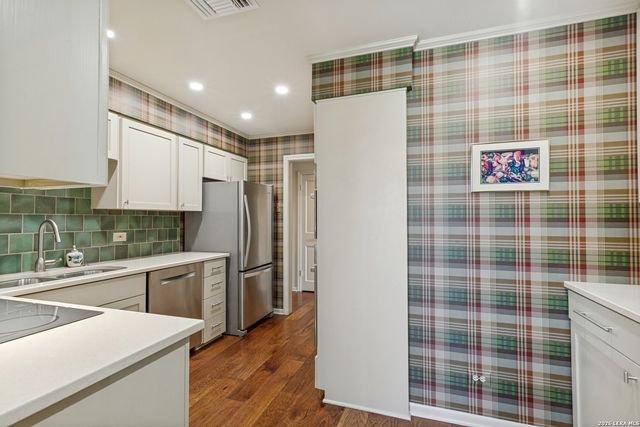 4001 N New Braunfels Ave Apt 404, San Antonio, TX 78209
