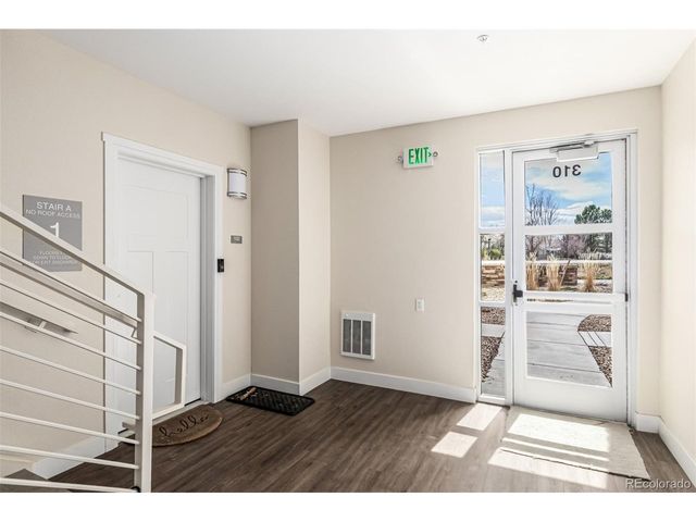 310 S Cherrywood Dr 102, Lafayette, CO 80026