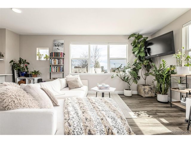 310 S Cherrywood Dr 102, Lafayette, CO 80026