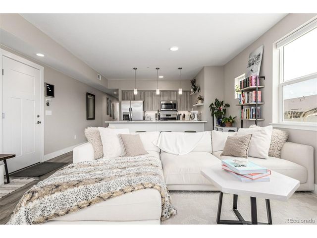 310 S Cherrywood Dr 102, Lafayette, CO 80026