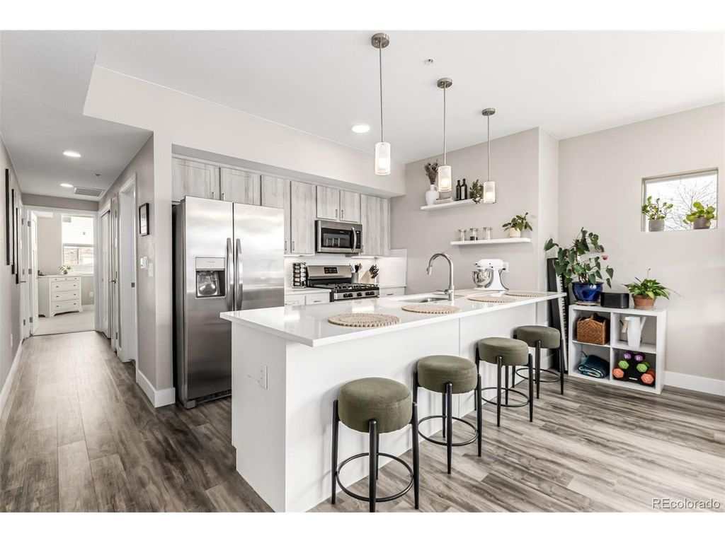 310 S Cherrywood Dr 102, Lafayette, CO 80026