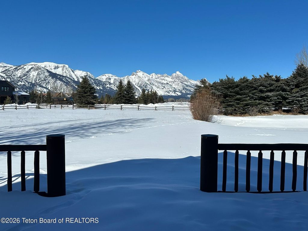 445 W KINGS Highway, Jackson, WY 83001 photo 5