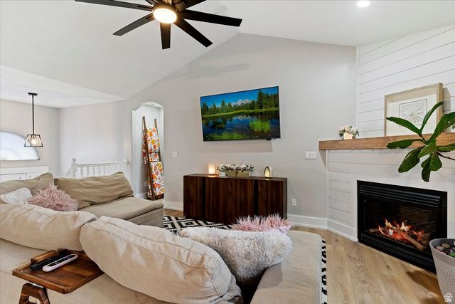 7478 S 1980 E, South Weber, UT 84405