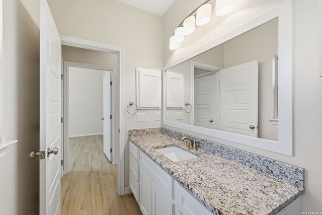 1734 Crooked Creek, Pleasanton, TX 78064