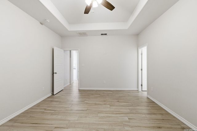 1734 Crooked Creek, Pleasanton, TX 78064