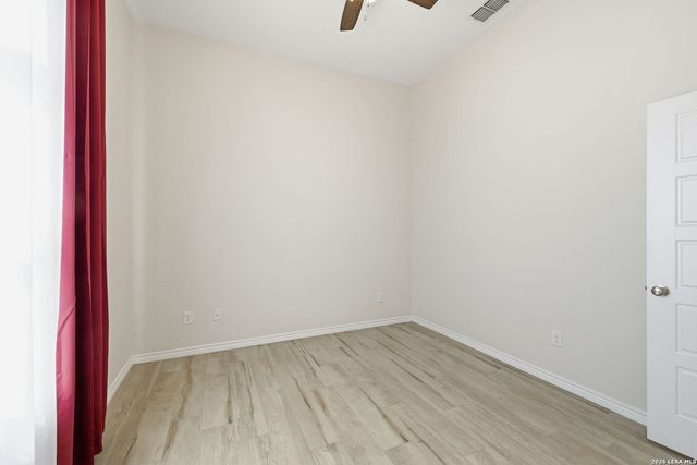 1734 Crooked Creek, Pleasanton, TX 78064