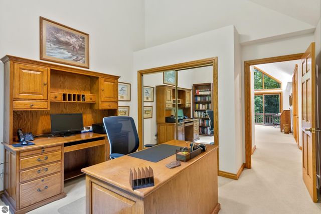 6352 S Westwood Parkway, Suttons Bay, MI 49682