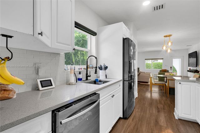 10070 N Miami Ave, Miami Shores, FL 33150