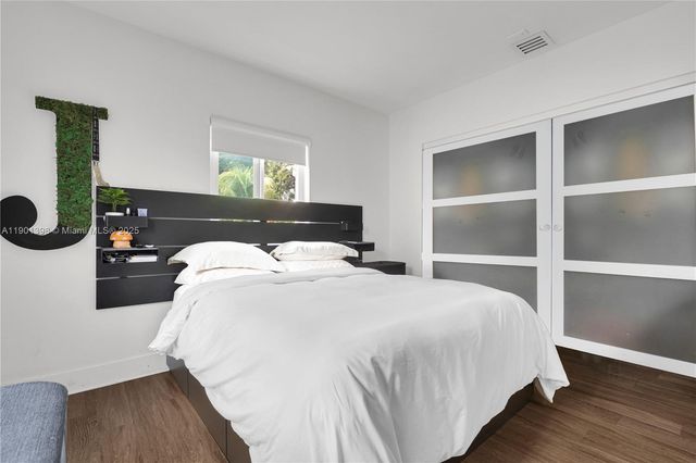 10070 N Miami Ave, Miami Shores, FL 33150