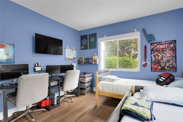 10070 N Miami Ave, Miami Shores, FL 33150