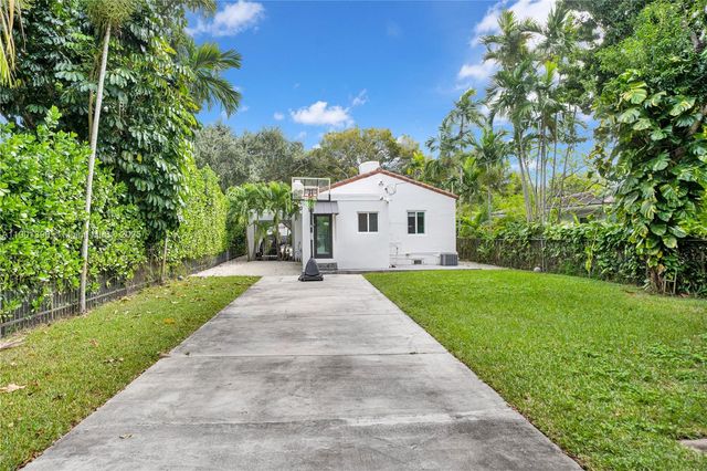 10070 N Miami Ave, Miami Shores, FL 33150