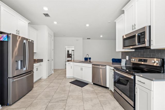 3075 CAMDEN WAY, Davenport, FL 33837