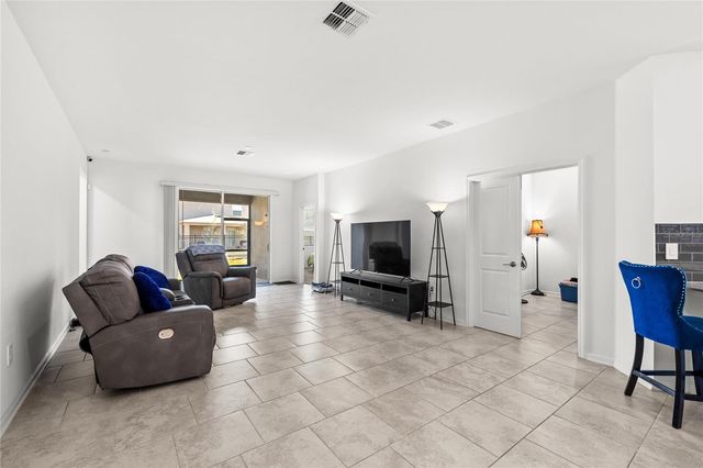 3075 CAMDEN WAY, Davenport, FL 33837