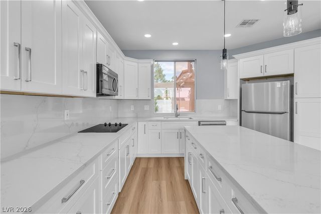 1712 Estrella Street, Las Vegas, NV 89117