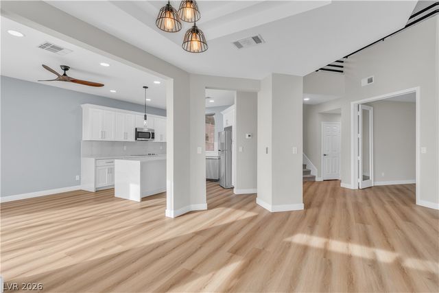 1712 Estrella Street, Las Vegas, NV 89117