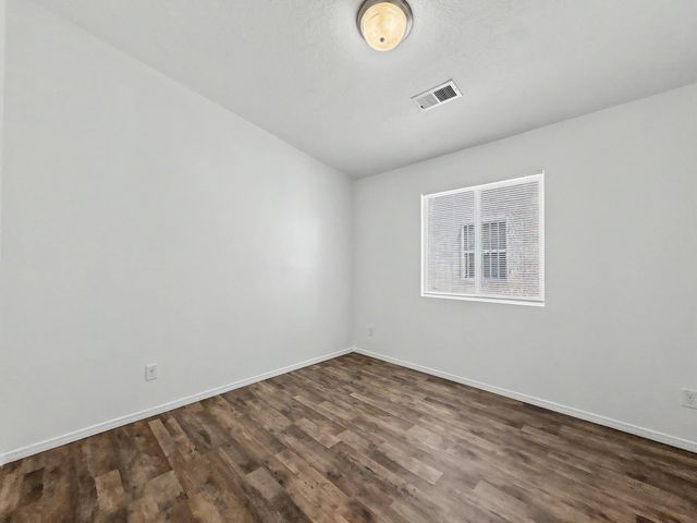 2851 Merlot Drive SW, Albuquerque, NM 87121