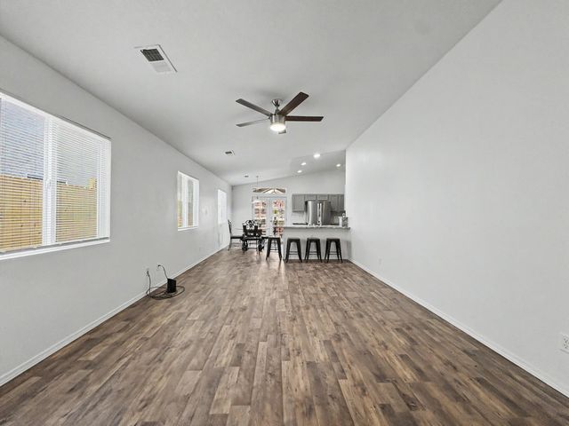 2851 Merlot Drive SW, Albuquerque, NM 87121