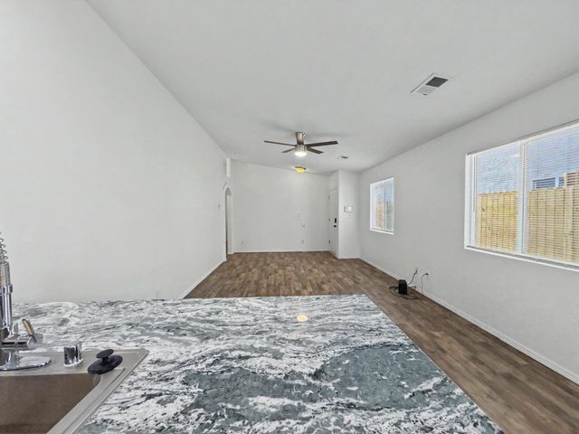 2851 Merlot Drive SW, Albuquerque, NM 87121