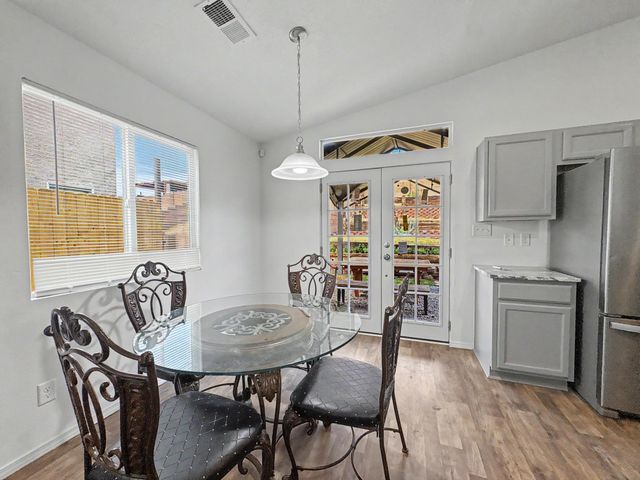 2851 Merlot Drive SW, Albuquerque, NM 87121