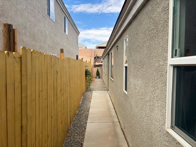 2851 Merlot Drive SW, Albuquerque, NM 87121