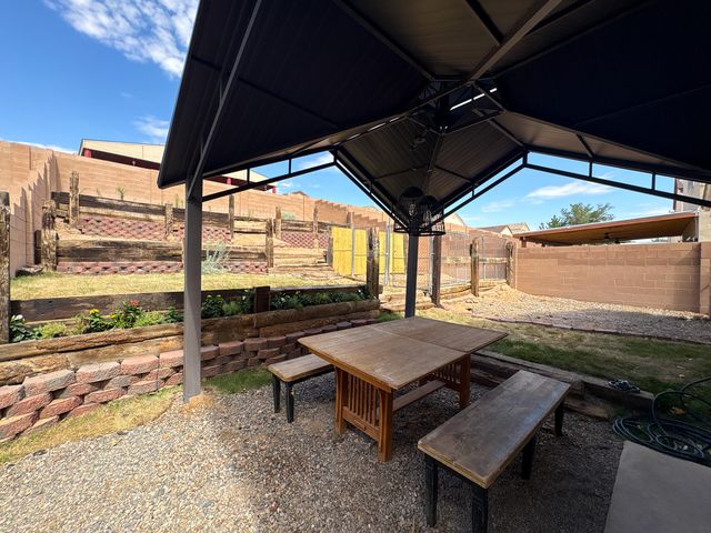 2851 Merlot Drive SW, Albuquerque, NM 87121