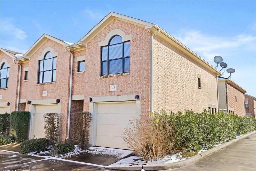 5941 South Loop E 505, Houston, TX 77033