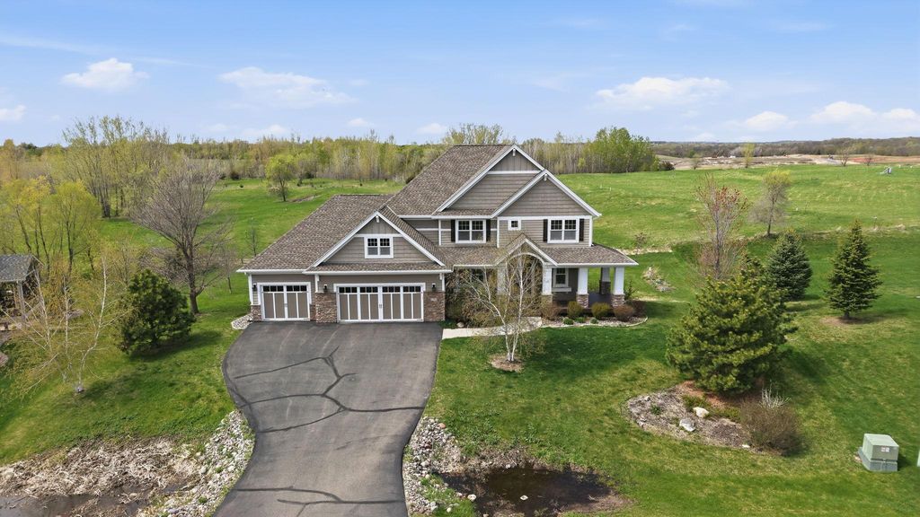 7792 Prairie Grass Pass, Prior Lake, MN 55372