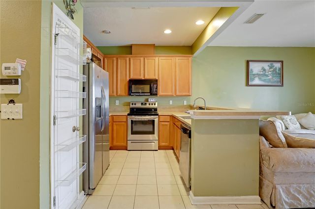 359 SUNSTONE COURT, Orange Park, FL 32065