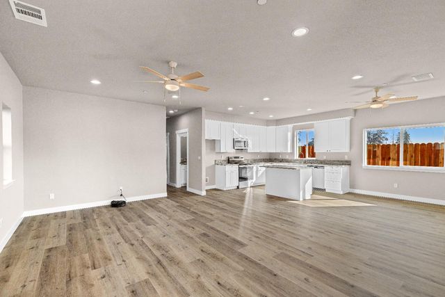 1606 Sunset Ave, Stockton, CA 95205