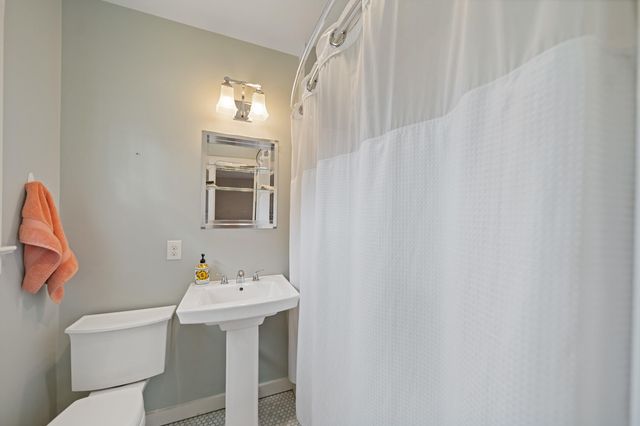 179 Azalea Avenue, Bamberg, SC 29003